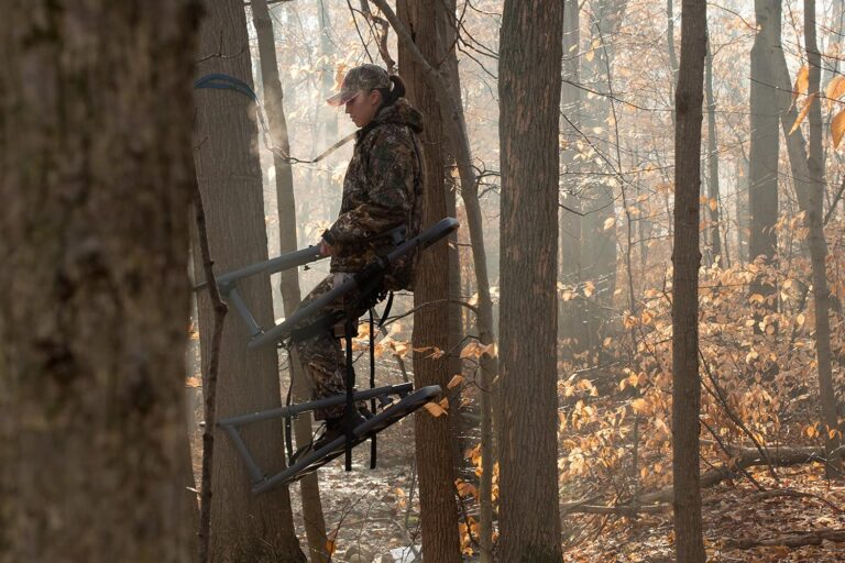 Best Climbing Tree Stand In 2025- Reviews With Buying Guide